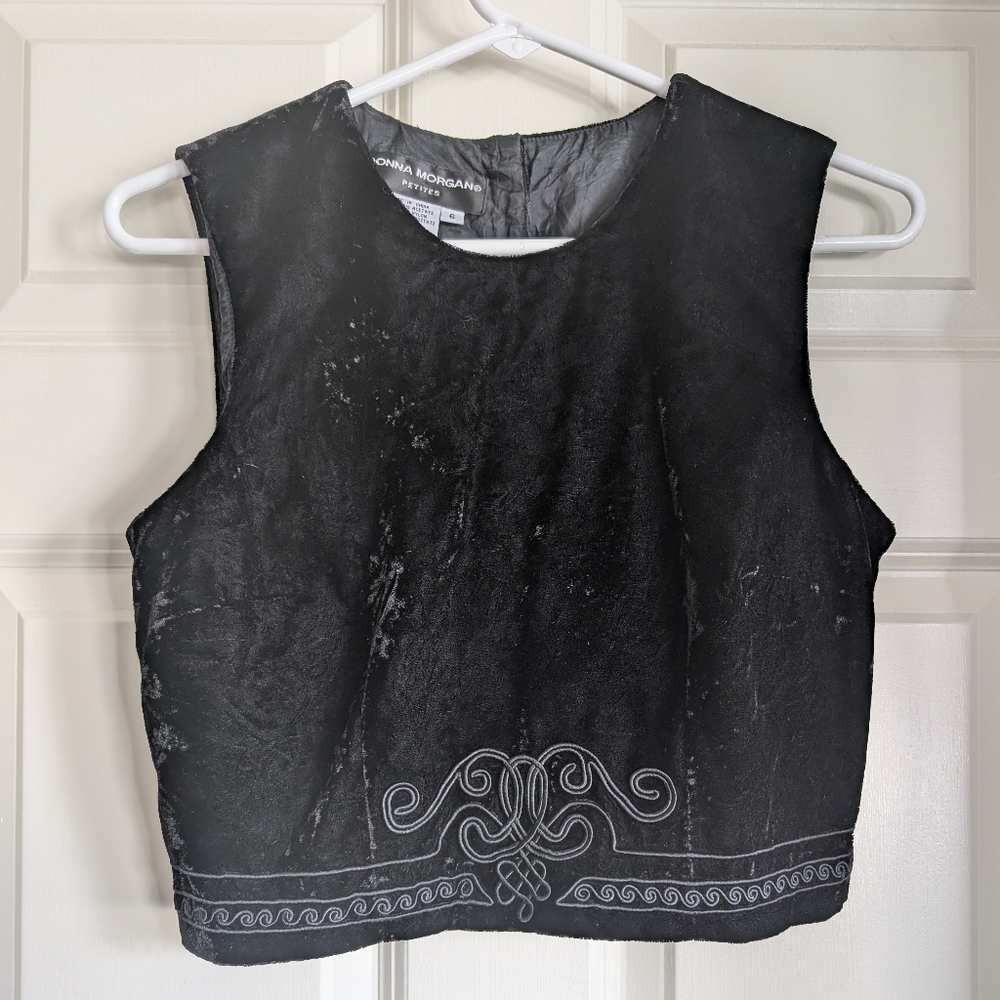 Vintage black crushed velvet whimsigoth cropped vest ornate medieval pattern